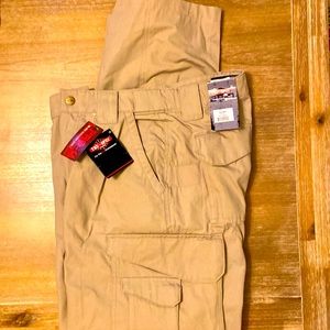 Professional grade work pants